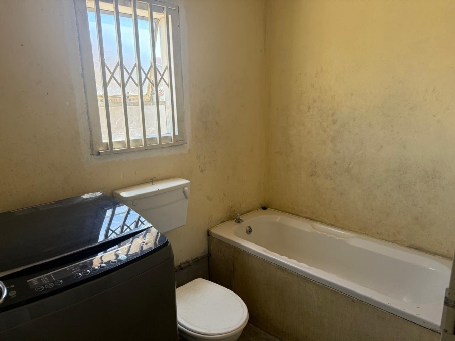 2 Bedroom Property for Sale in Highbury Western Cape